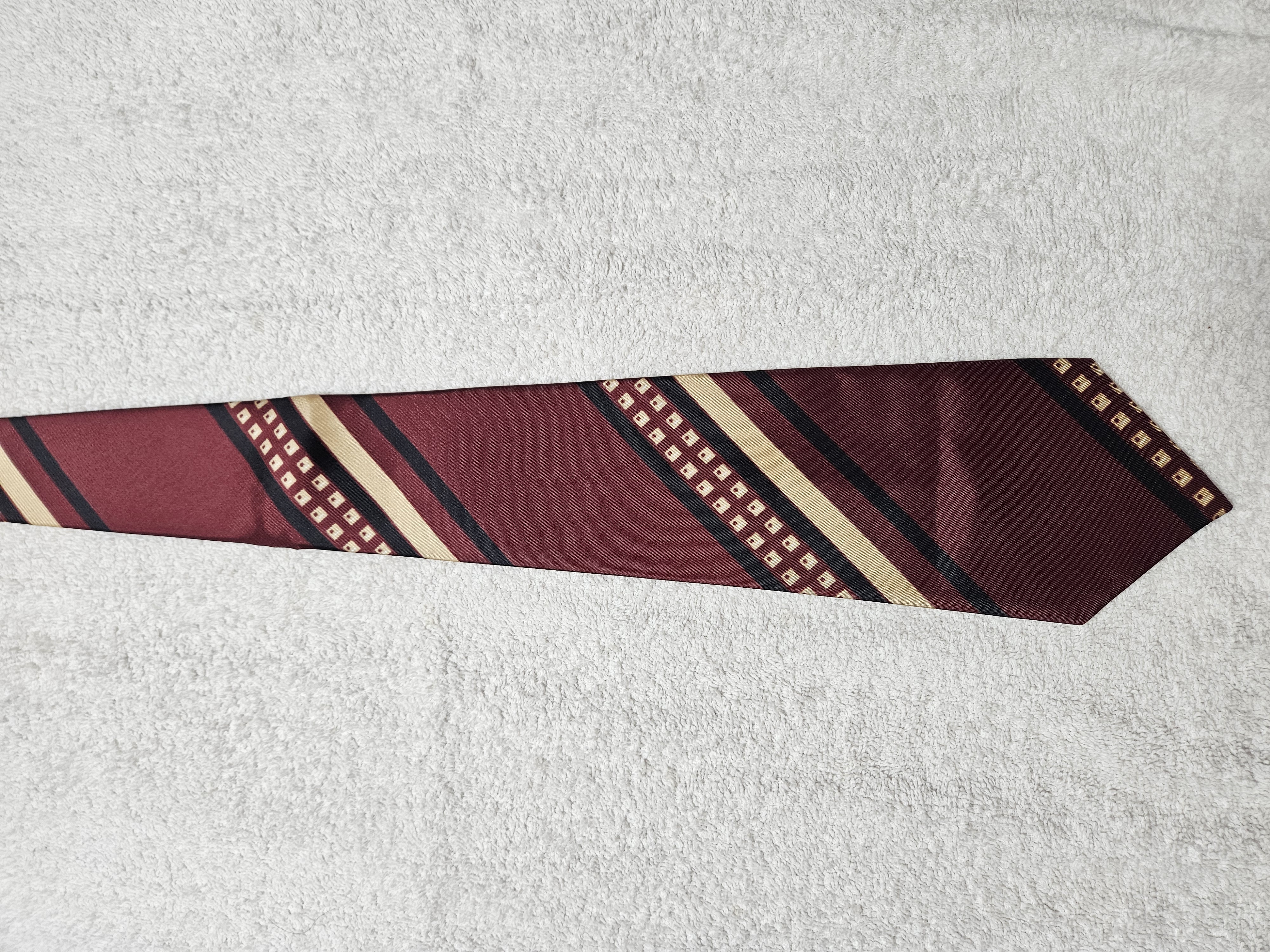 Tie
